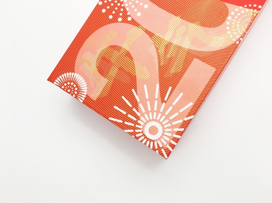 El grueso doble aumenta la firmeza conveniente para las cajas de regalo del boutique, tales como cajas de regalo de la ropa, de la joyería o de la comida