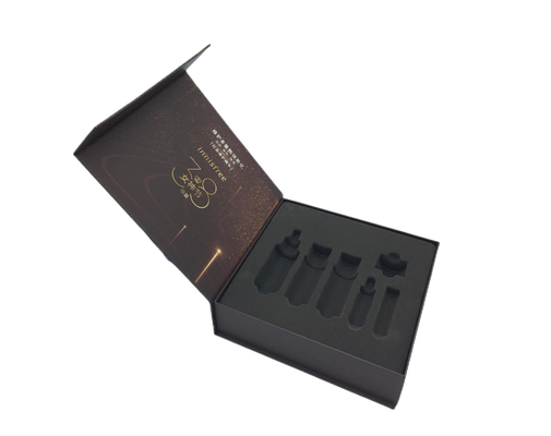 El sellado caliente grabó en relieve el rectángulo de encargo de Logo Luxury Custom Gift Box