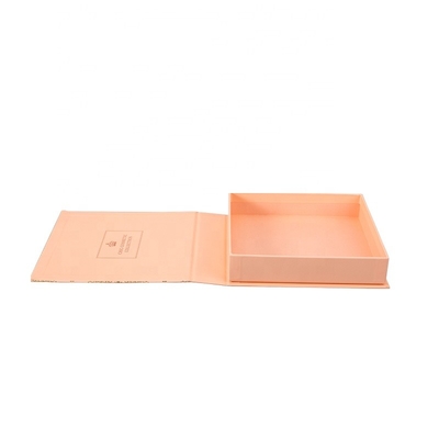 La colección de empaquetado de lujo de encargo del maquillaje de los cosméticos encajona la caja de regalo magnética de la cartulina del cierre de la tapa para el embalaje