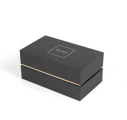 Botella de aceite esencial cosmética de la caja de PaperLuxury del perfume negro de la cartulina