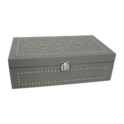 Caja de regalo de cuero de empaquetado modificada para requisitos particulares de la caja de madera de la decoración del remache de la PU de la caja del vino de la moda del chocolate clásico del té
