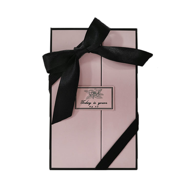 Buen precio Perfume la fragancia de lujo de empaquetado de la caja de regalo de la botella que envuelve la cartulina en línea
