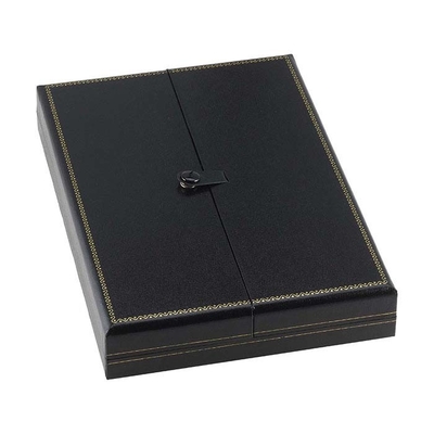 Buen precio Broche negra Tab Necklace Gift Box del joyero de la imitación de cuero en línea