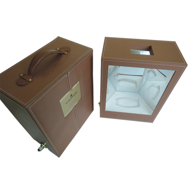 Buen precio Caja de empaquetado del vino de lujo de la cartulina con la caja de presentación de la copa de vino del cuero de la manija en línea